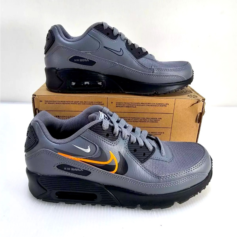 Nike Air Max 90 Next Nature 5Y | 6.5 Women’s Smoke Gray Grey FN7785-001